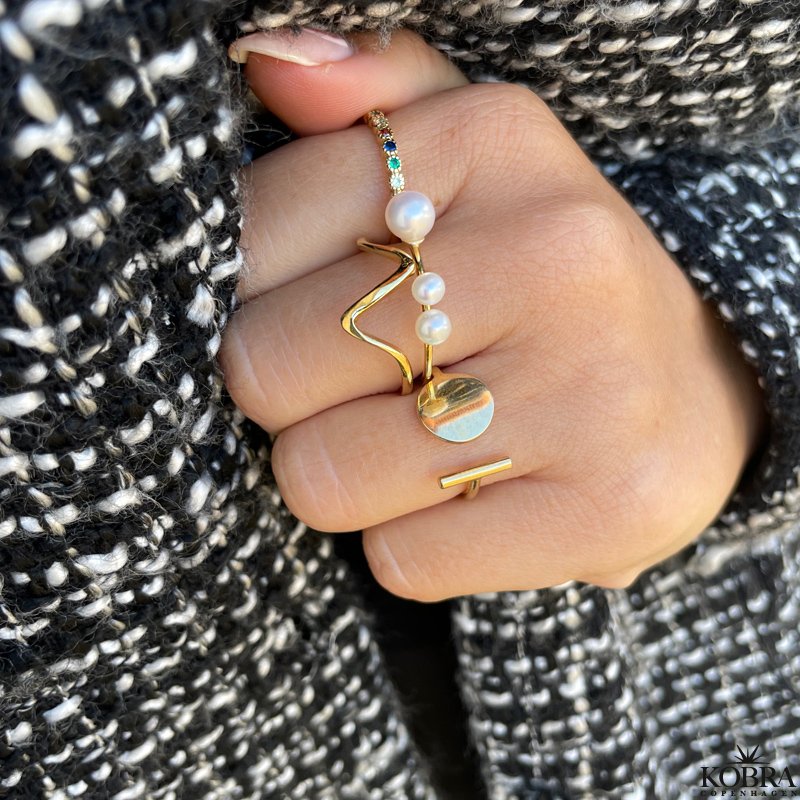 "Wave" 18 carat goldplated wavy ring