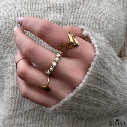 "Cookie" 18 karat forgyldt ring med gte ferskvandsperler