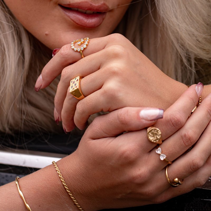 "Miami" chunky guld signet ring med farvet sten