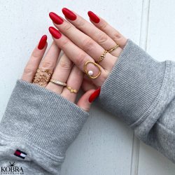 "Veronica" smuk guld ring med guldkugler og hvide sten