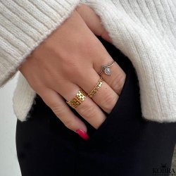 "Sally" twisted gold ring