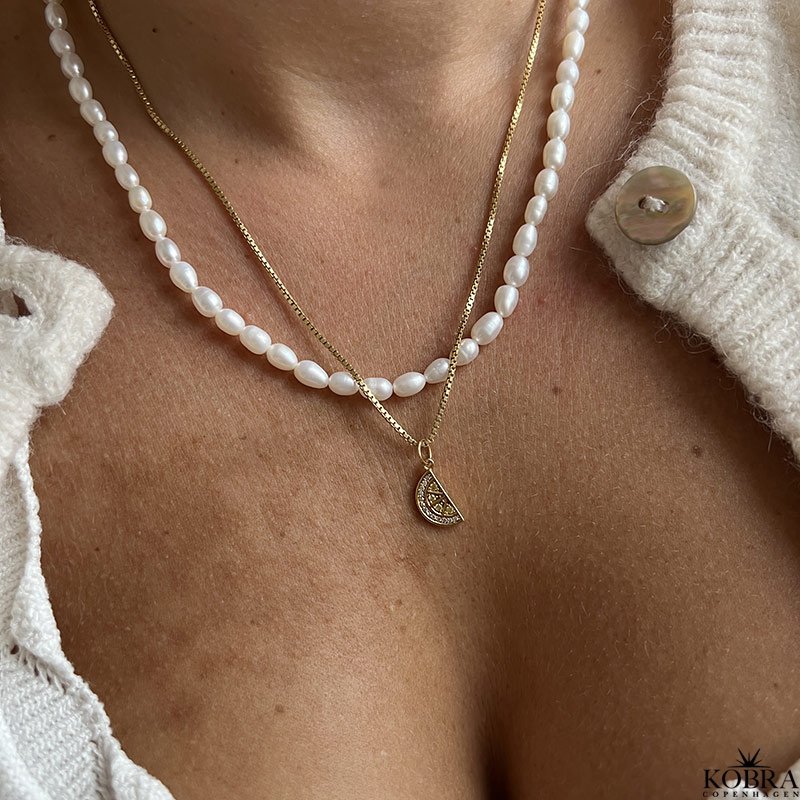 "Lemon Drop" 18k goldplated necklace in silver with lemon slice and zirconia