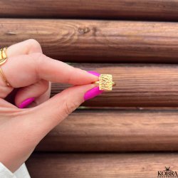 "Misty" square gold ring