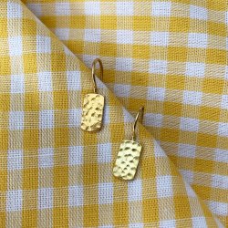 "Stone" 18 karat forgyldte hammerslet reringe