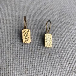 "Stone" 18 karat forgyldte hammerslet reringe