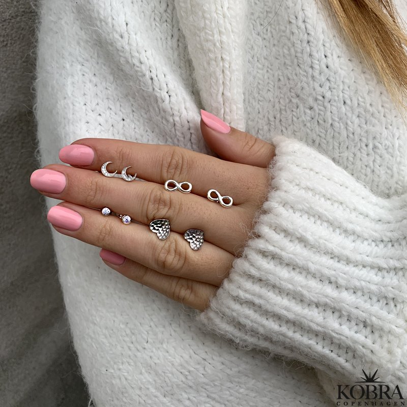 "Raven" sm mner i slv med sten