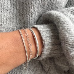 "Alara" slv armbnd med sm slv hjerter