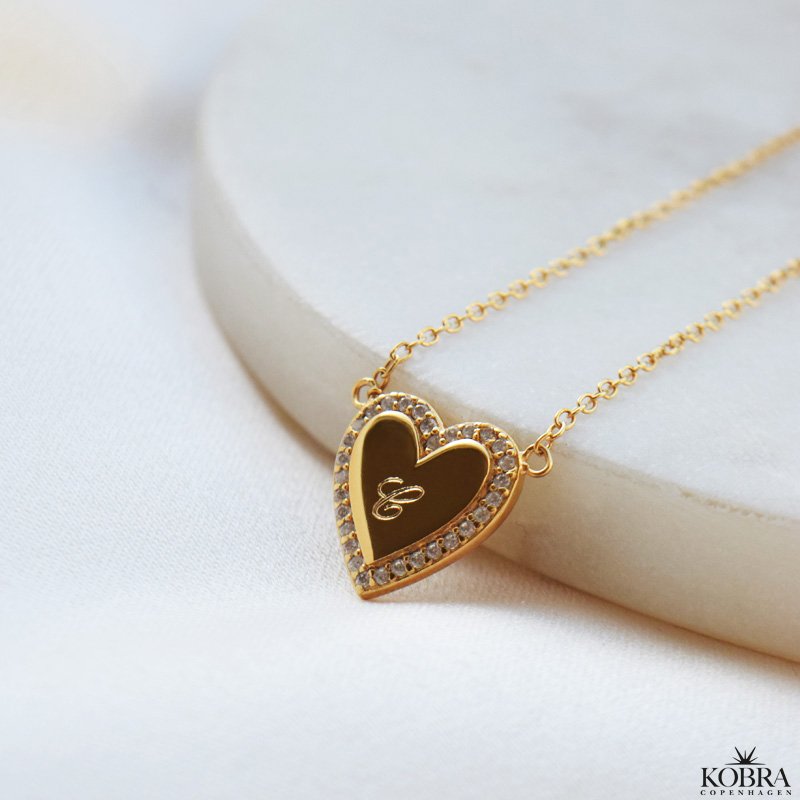 "Heart Glow" hjerte halskæde i guld inklusiv gravering