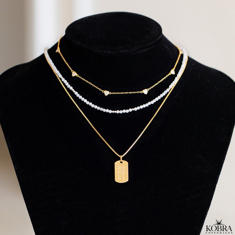 "Junie" gold necklace / choker with hearts