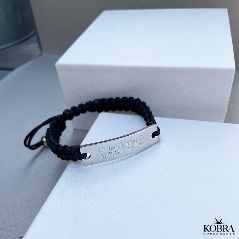 "Mercury" vandfast stl armbnd med din indgravering (sort)