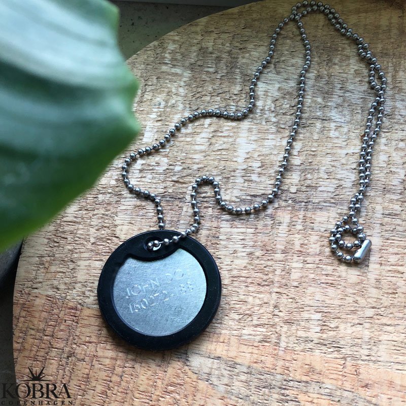 "James" rundt dogtag i stl med gravering
