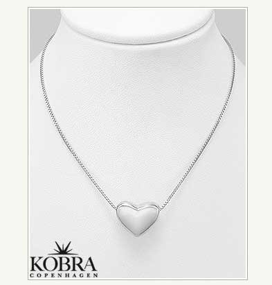  "Aura" hjerte halsk�de inklusiv gravering