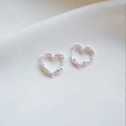 "Mikami" small silver heart earrings with pink stones