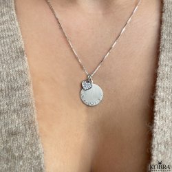 "Triumf" slv amulet halskde med din personlige gravering 