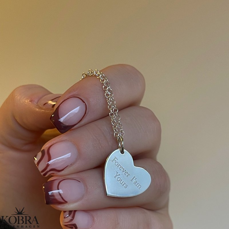"You and me" Dogtag i slv med slv hjerte inklusiv gravering