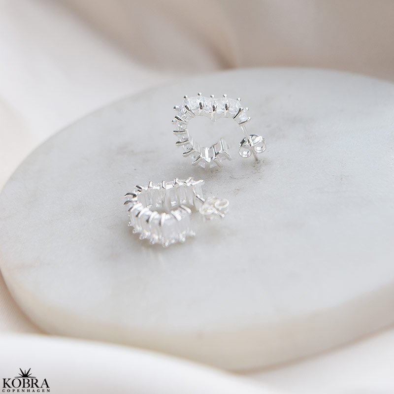 "Krystal" eksklusive sm hjerte hoops i slv med "krystaller"