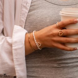 "Joanna" perle armbnd med guld lukning og gte perler