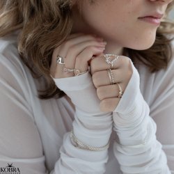 Konfirmations smykke - slv hjerte ring med sten