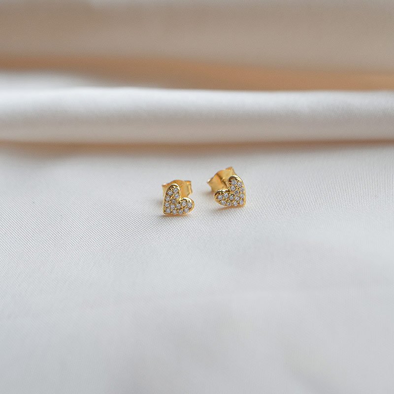 "Juliette" 18 karat forgyldt hjerte �restikker med sten