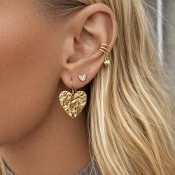 "Lumi" earcuff med hjerte i 18k forgyldt s�lv