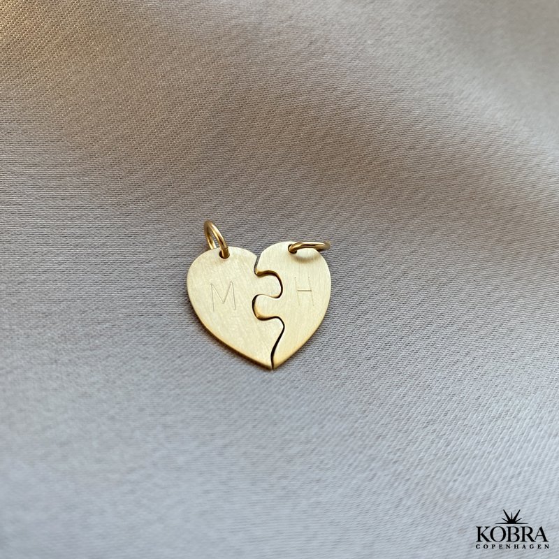"Friends forever"  Friend necklace with heart in gold