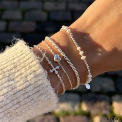 "Runa" silver cross bracelet with white zirconia stones