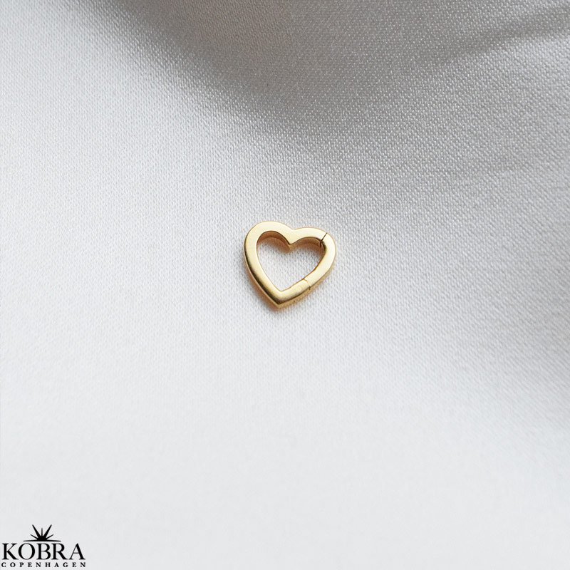 "Open My Heart" charm in gold which can be opened