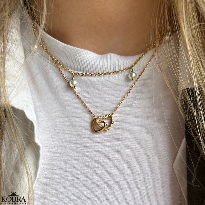 "Darling" heart necklace in gold