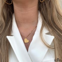 "Dear To Me" guld hjerte halskde med gravering