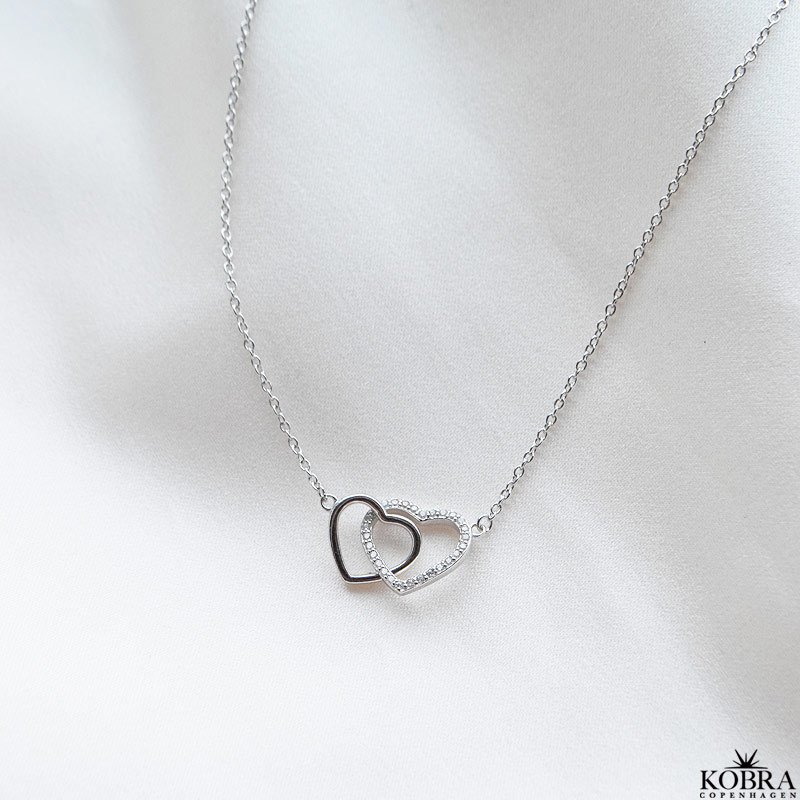 "Darling" heart necklace in silver