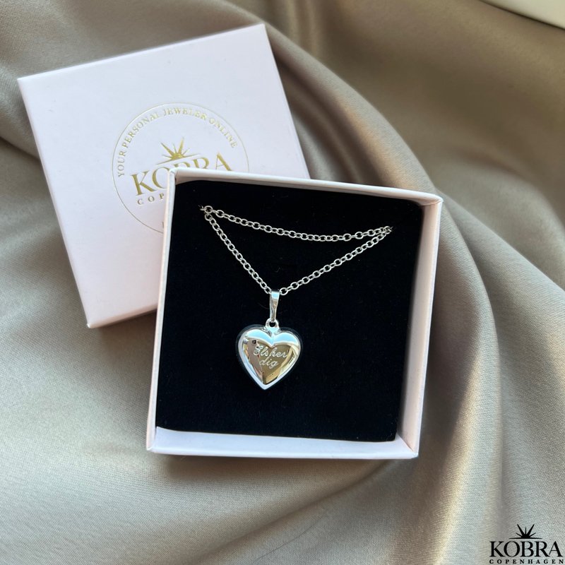 "Liva" silver necklace with personal engraving