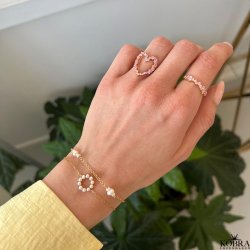 "Mikami" 18 karat forgyldt hjerteformet ring med lyserde zirkonia sten