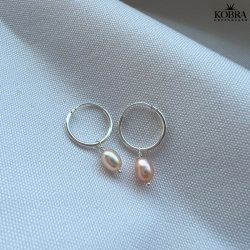 "Joanna" Hoops i slv med lille rosa ferskvandsperle 