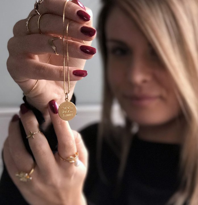 "Harmony" 18 karat forgyldt amulet halskde inklusiv gravering