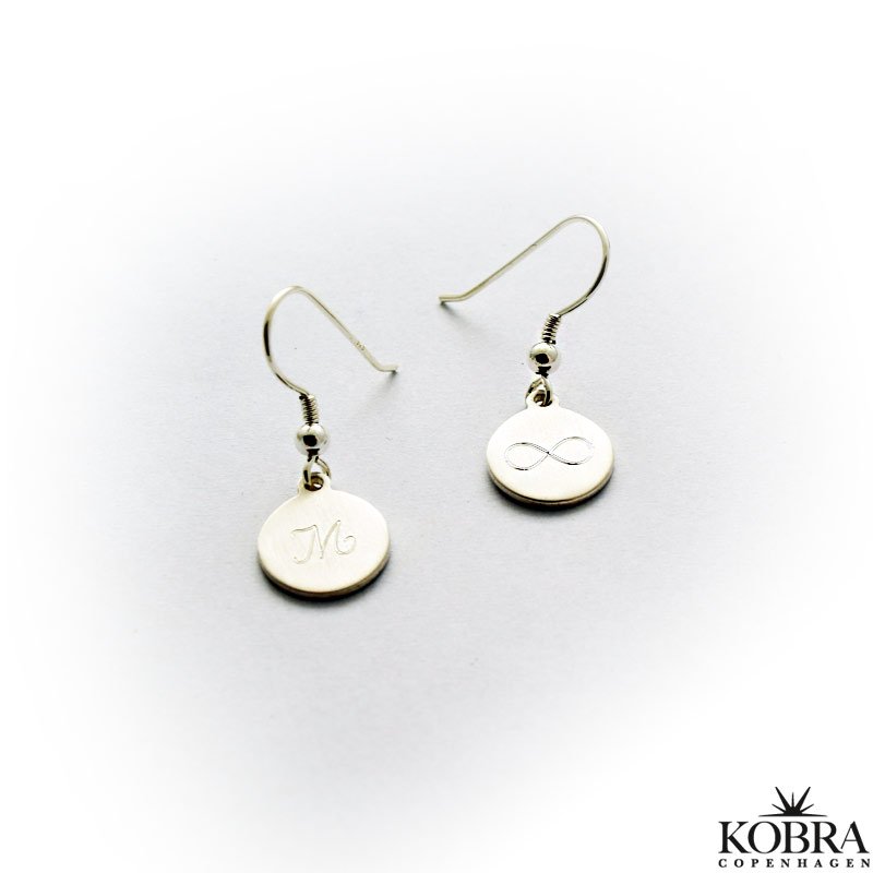 "Aliby" Sm ID tag reringe med personlig gravering i slv