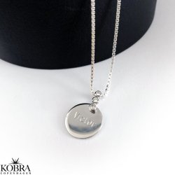 "Sunday" slv halskde med sten inklusiv gravering