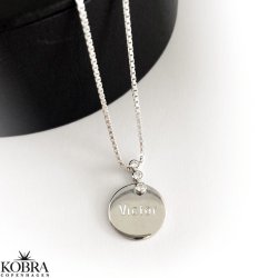 "Sunday" slv halskde med sten inklusiv gravering