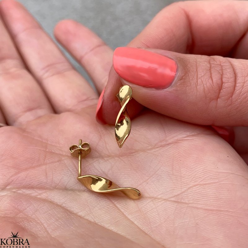 "Twisted Infinity" 14 karat forgyldte reringe