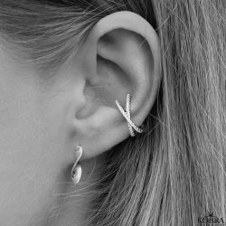 "Echo" slv earcuff med sten