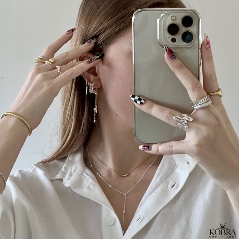 "Jenny" slv drop halskde med sten