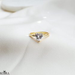 "Joy" guld hjerte ring med smuk zirkonia sten