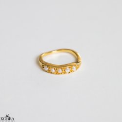 "Joyce" 18 karat forgyldt ring med gte ferskvandsperler