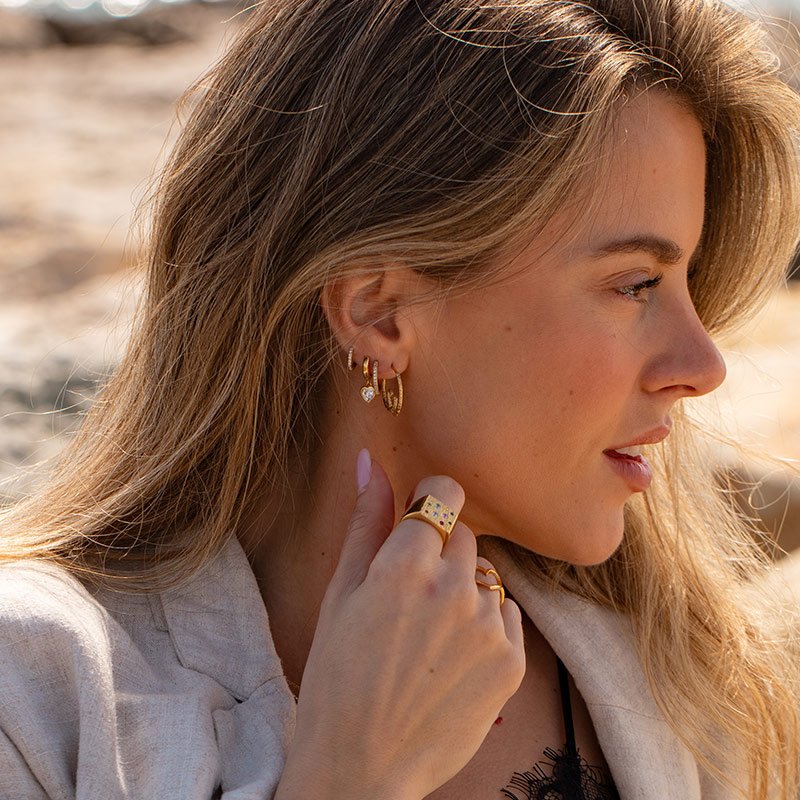 "Vegas" Small gold-plated hoops with stones