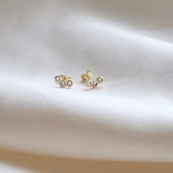"Katrina" �restikker med hvide zirkonia - 18K Forgyldt