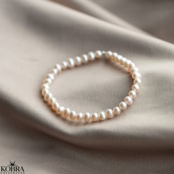 "Margrethe" classic pearl bracelet with freshwater pearls