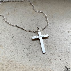"Free" sølv kors halskæde med personlig gravering