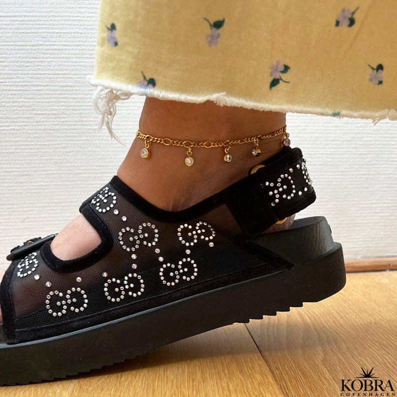 "Sanna" 18 carat gold plated ankle chain with white stones