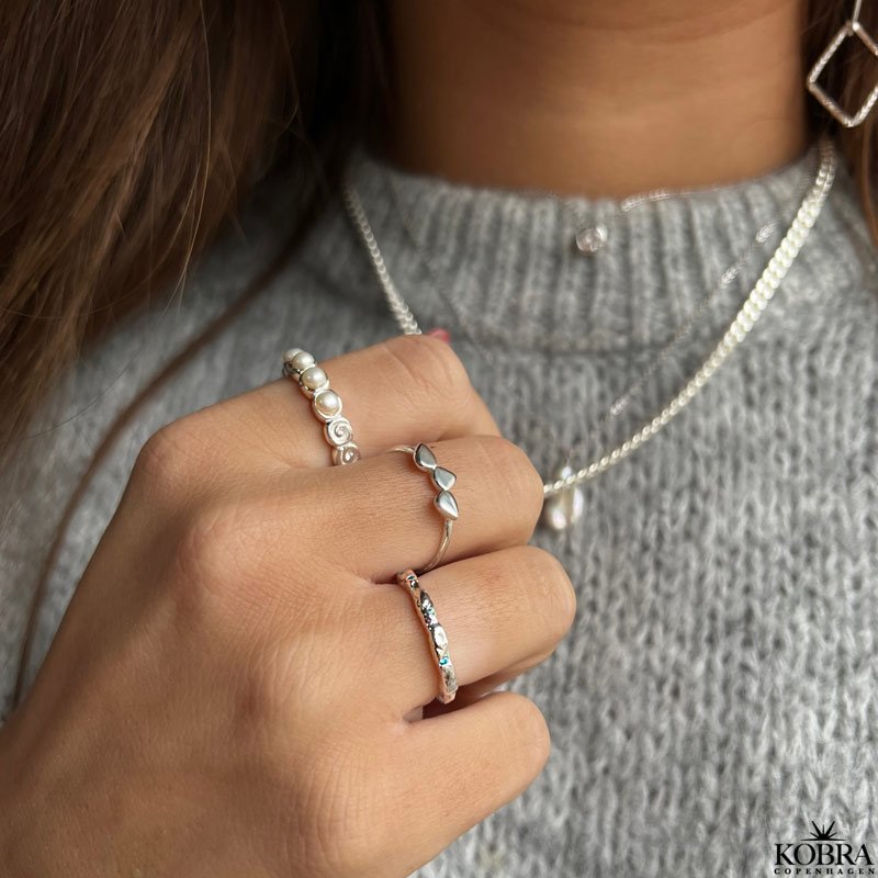 "Hailey" simple silver ring with blue stone