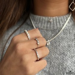 "Trena" enkel slv ring med 3 blade