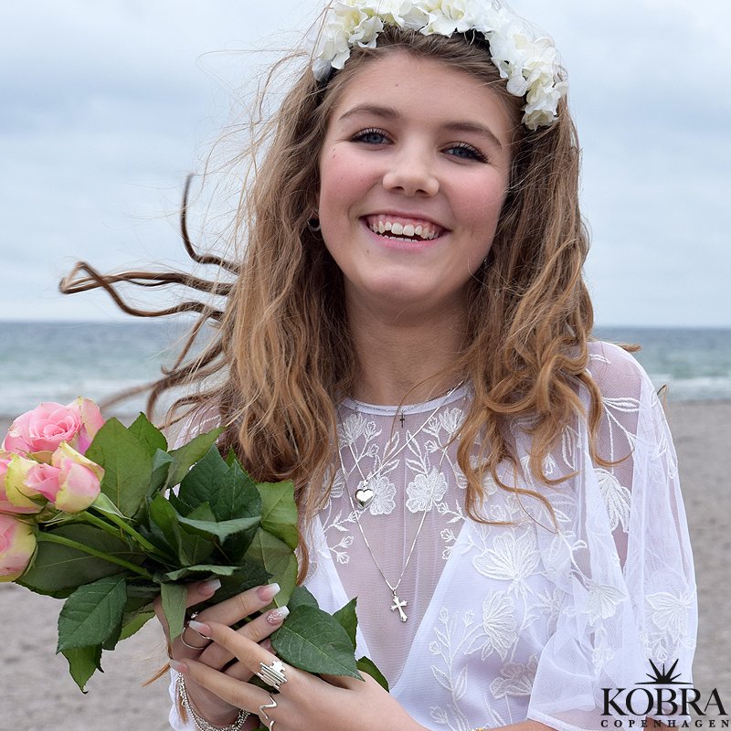 "Runa" lille slv kors halskde